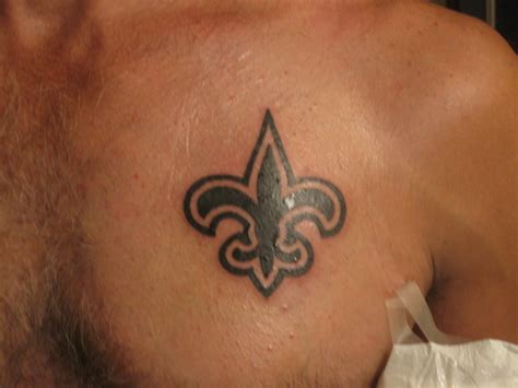 fleur-de-lis tattoo|new orleans saints tattoo.